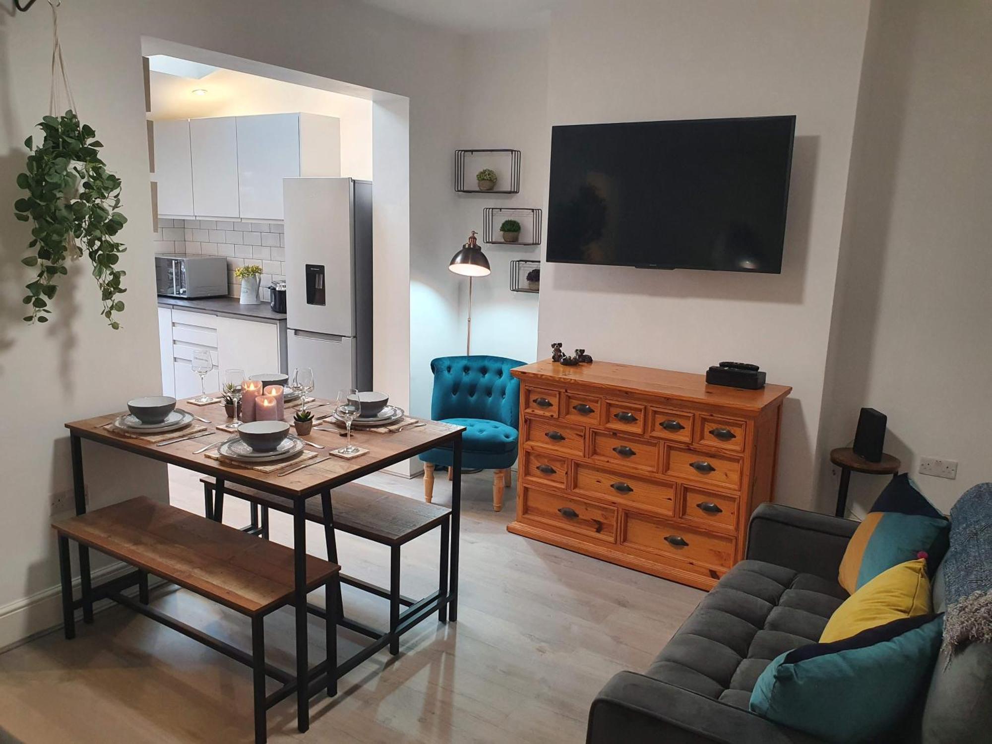 Victoria House - 3 Bedrooms, 3 Bathrooms By Cliftonvalley Apartments Bristol Exterior photo