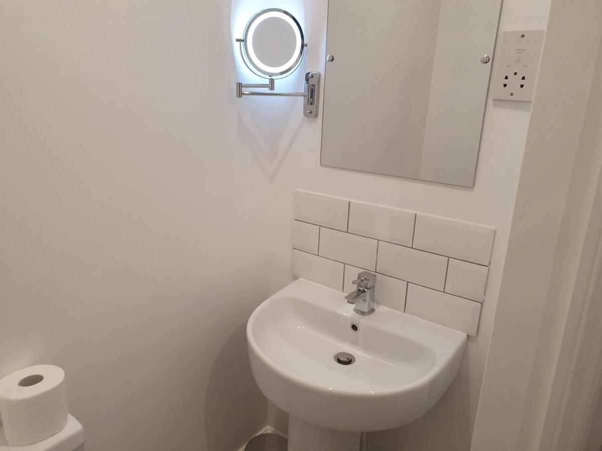 Victoria House - 3 Bedrooms, 3 Bathrooms By Cliftonvalley Apartments Bristol Exterior photo