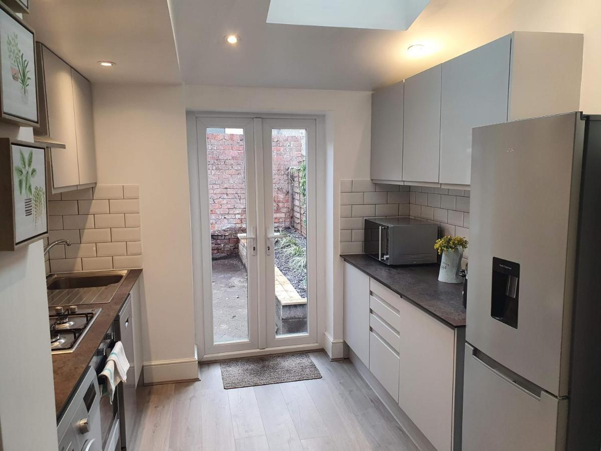 Victoria House - 3 Bedrooms, 3 Bathrooms By Cliftonvalley Apartments Bristol Exterior photo